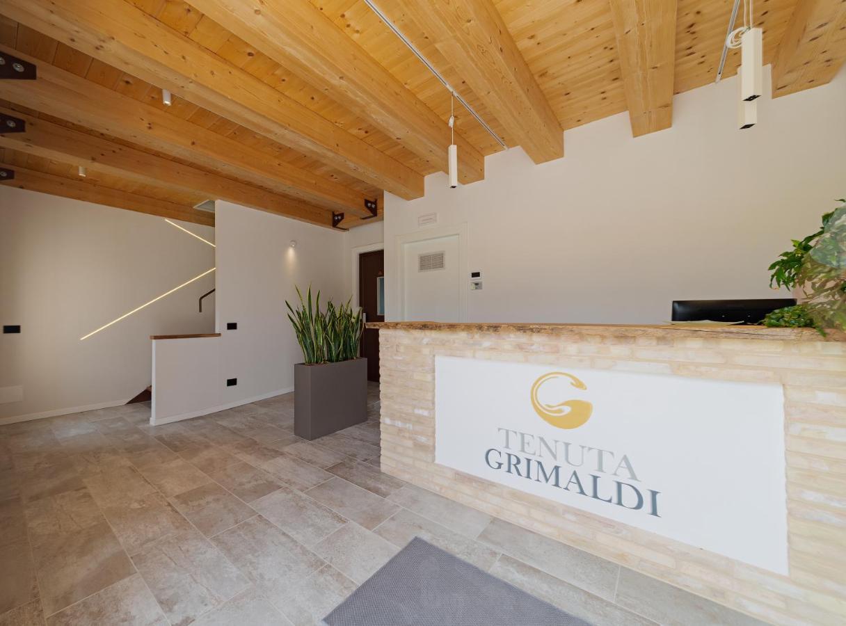 Tenuta Grimaldi Wine Resort 马泰利卡 外观 照片